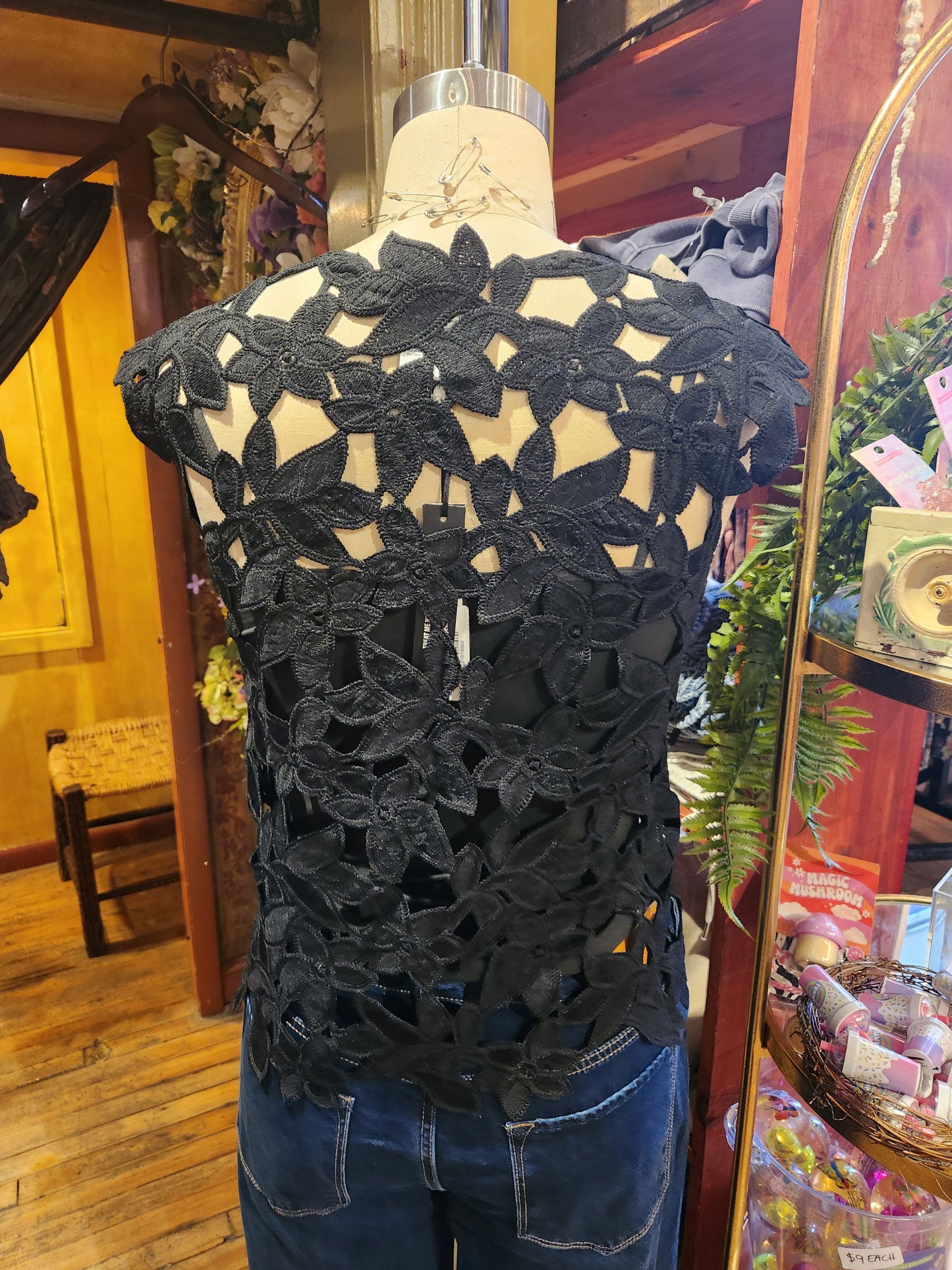 Cap Sleeve Floral Crochet Top - Multiple Colors