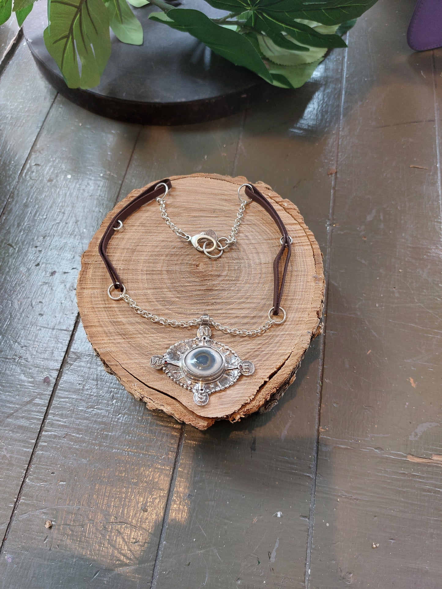 Fine Silver Solar Eye Quartz W/ Leather Chain Necklace *425N-3