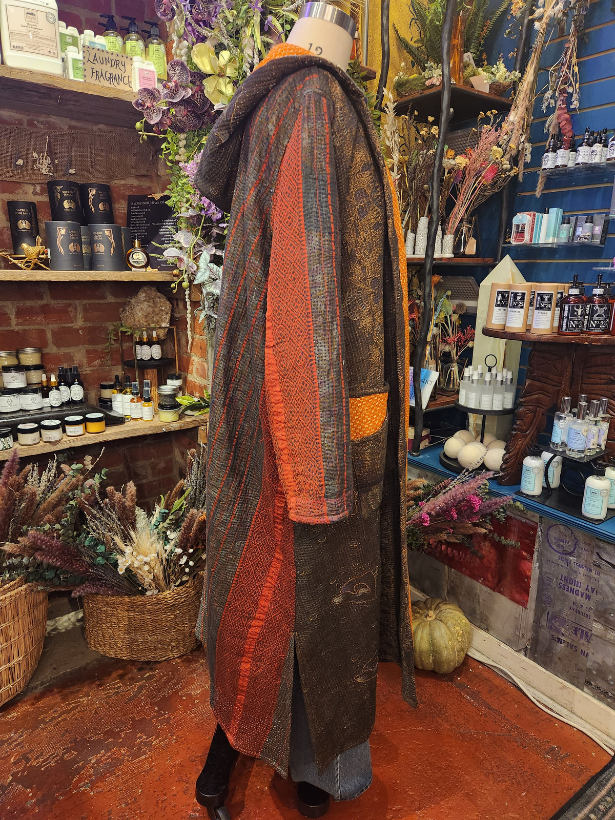 Fine Kantha Rising Sun Coat 1125 018