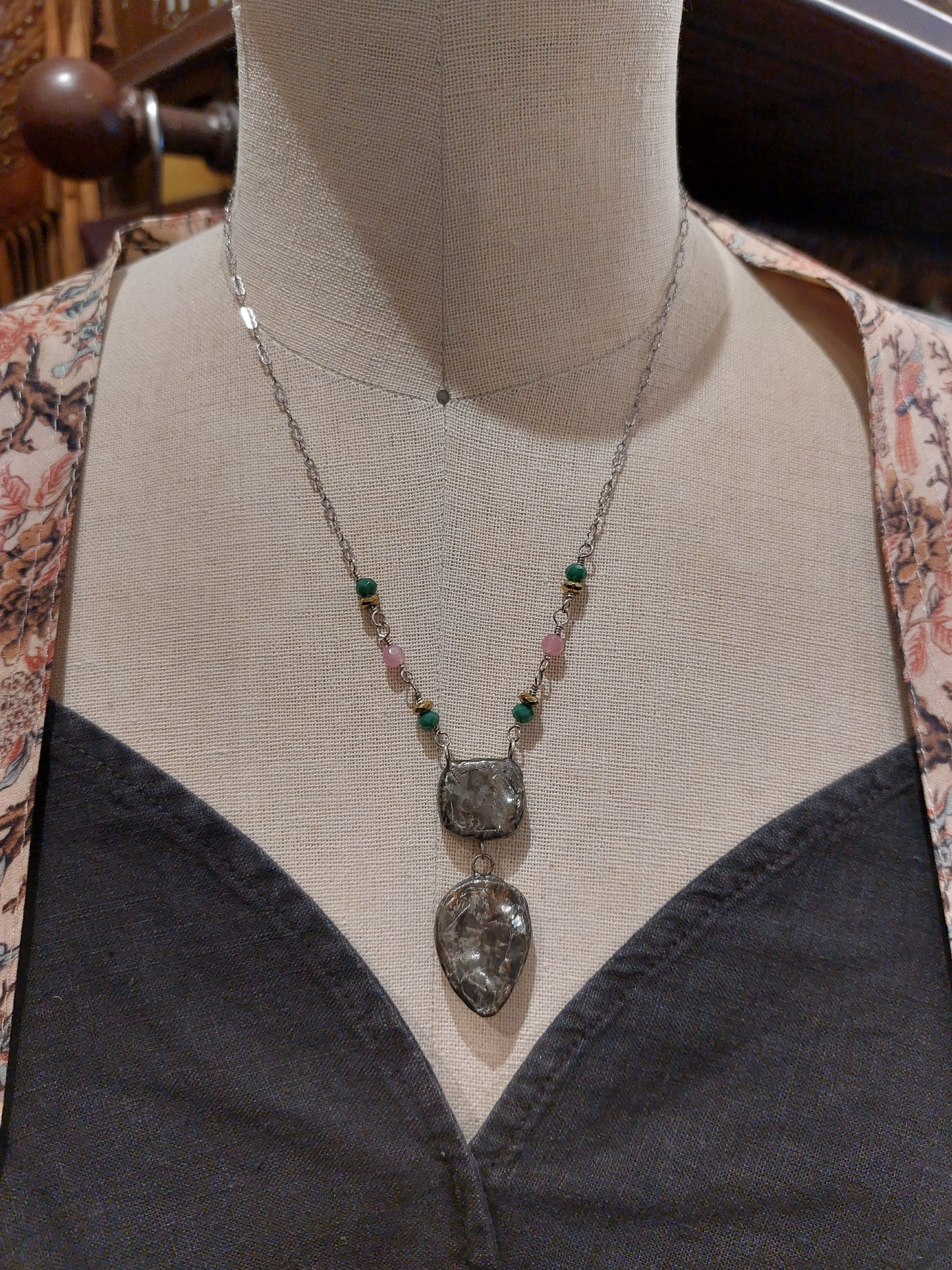 Ceramic With Origami Under Glass Drop (1) *N236
