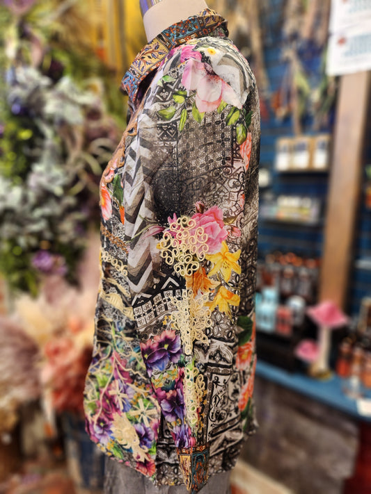 Touch of Tiki Button Top