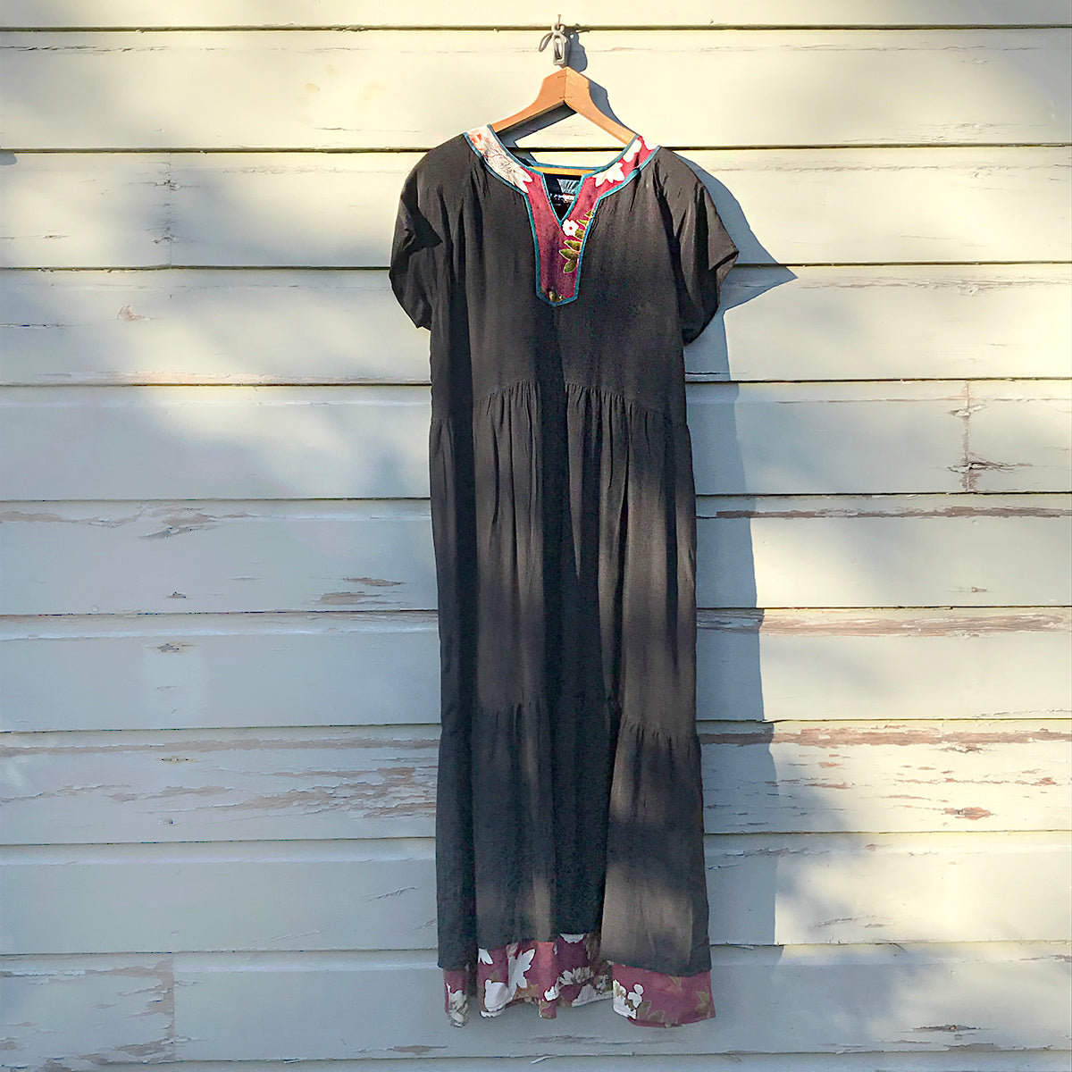 Roshi Dress - Black - La De Da
