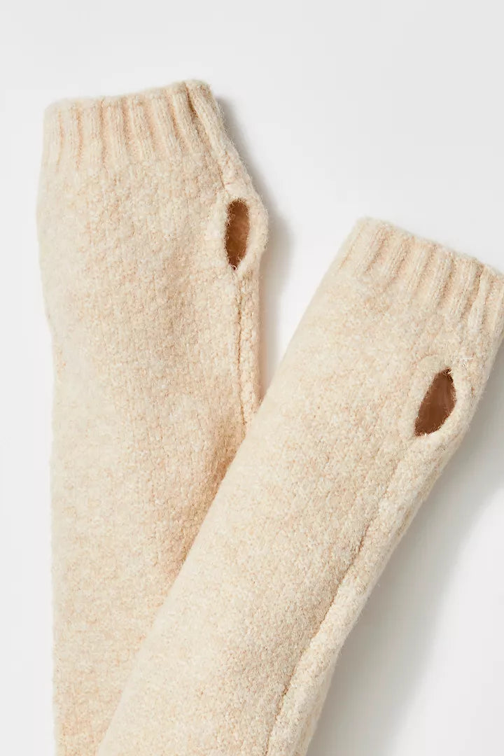 Armour Knit Armwarmers - Cream - La De Da