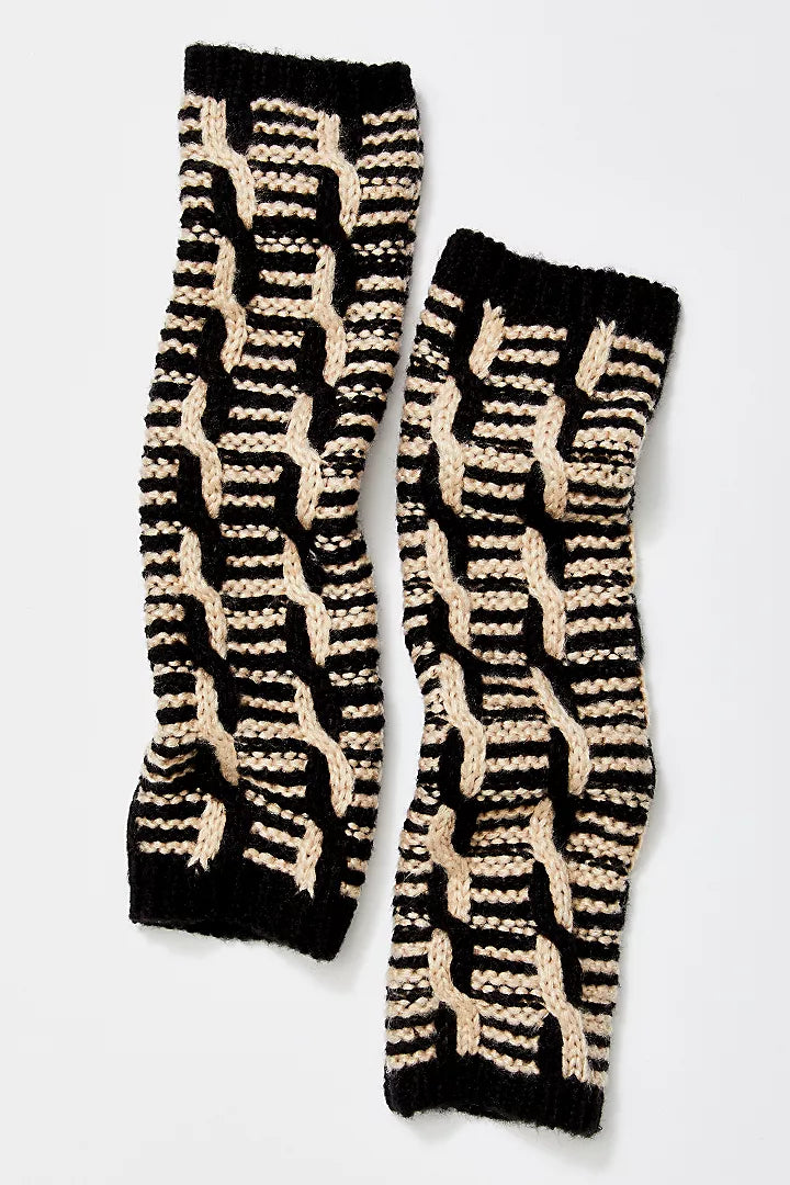 Mariella Cable Knit Arm Warmers - Black/Tan - La De Da