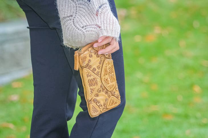 Sunny Via Zip Wallet & Clutch - La De Da