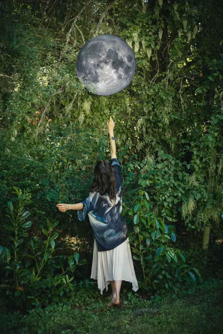 The Dreamer Mid-length Kimono - La De Da