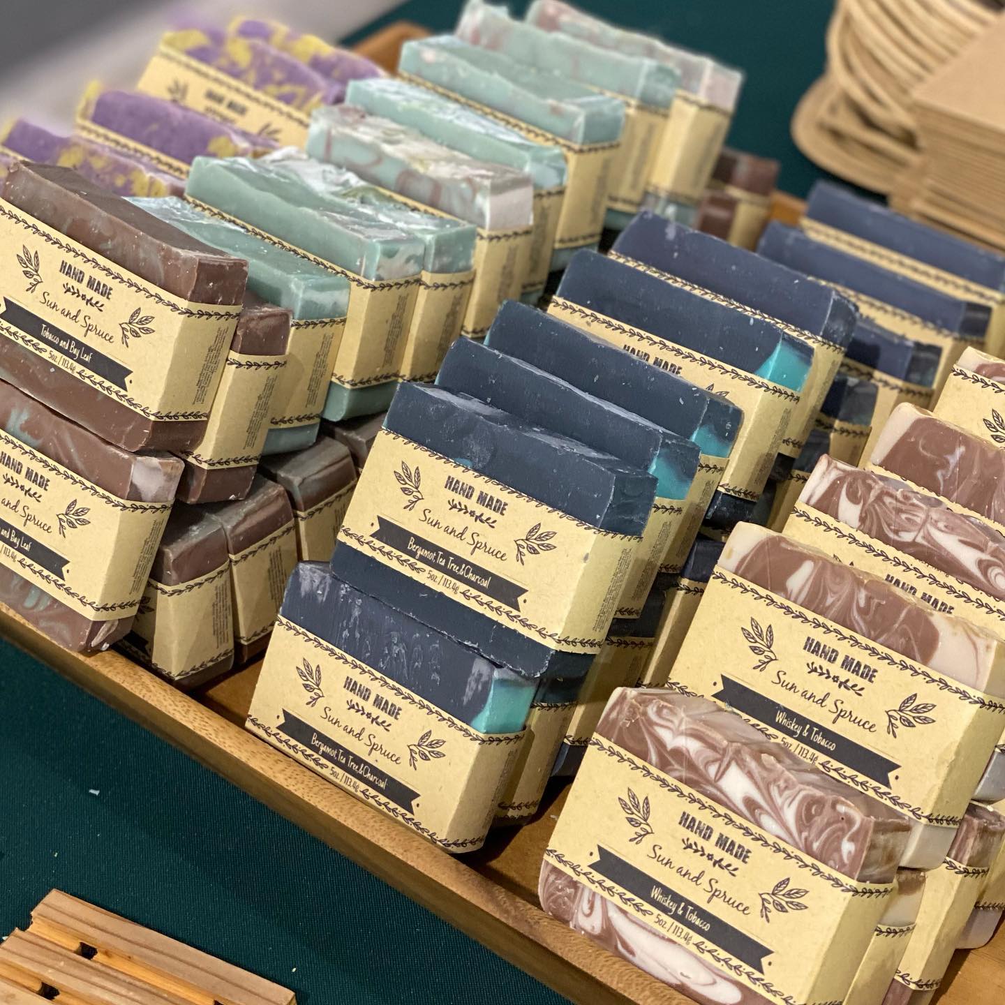 Whiskey & Tobacco Bar Soap - La De Da