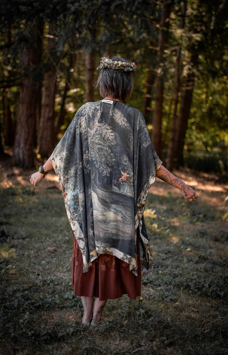 Castles In The Air Starduster Kimono - La De Da