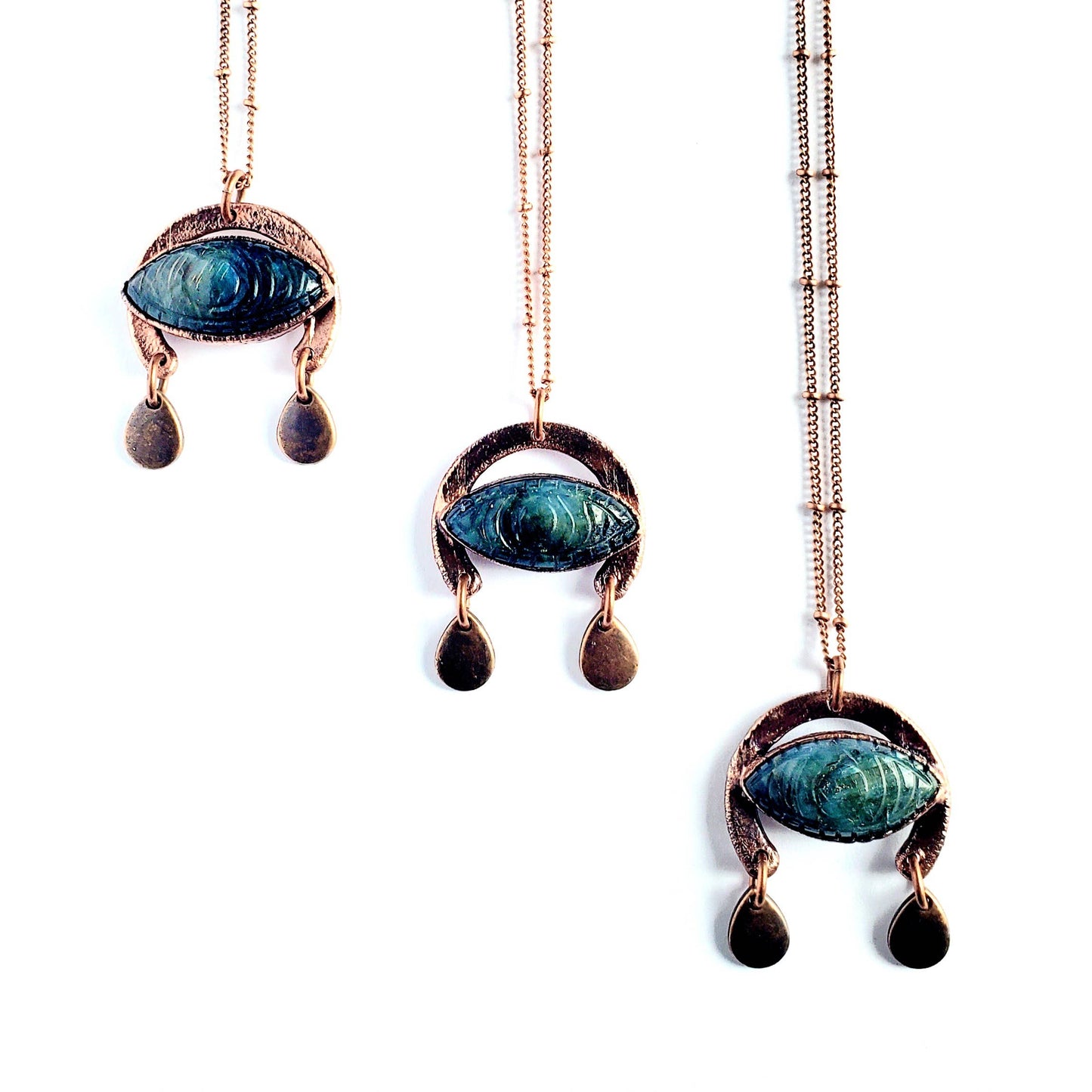 Labradorite Weeping Eye Necklace - La De Da