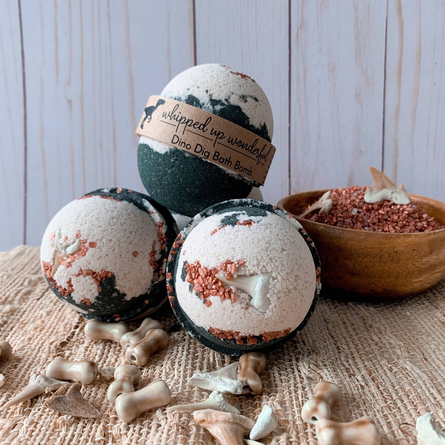 Dino Dig Bath Bomb - Hidden Treasure Toy Bath Bomb - La De Da