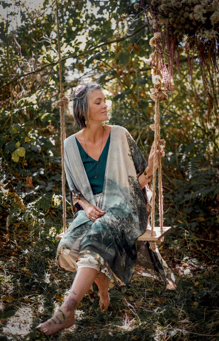Castles In The Air Starduster Kimono - La De Da