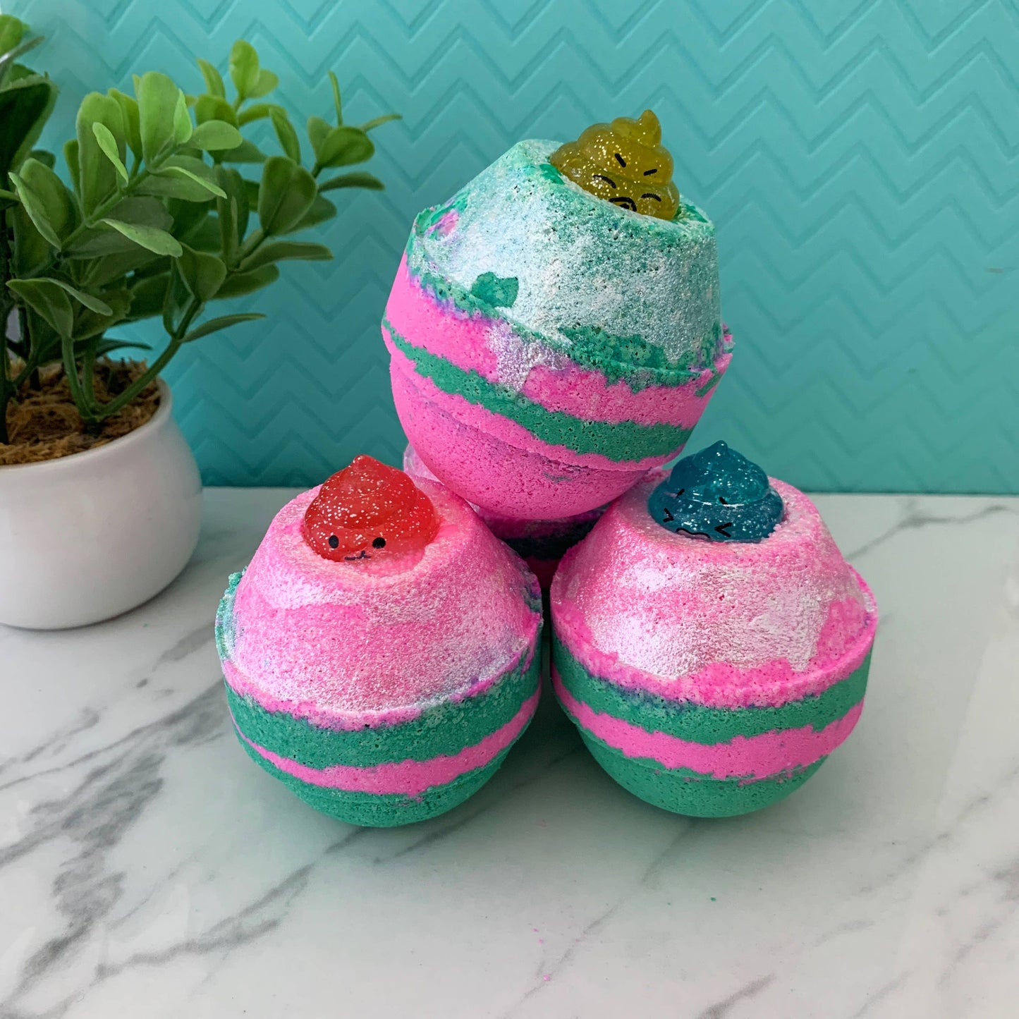 Unicorn Poop Bath Bomb - Bath Bomb with Toy - La De Da