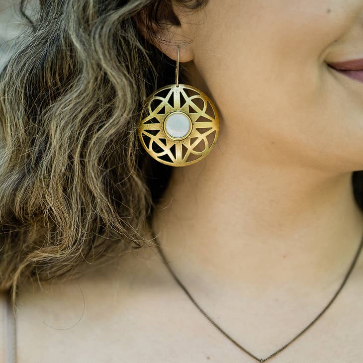 Moresque Filigree Pearl Earrings - La De Da