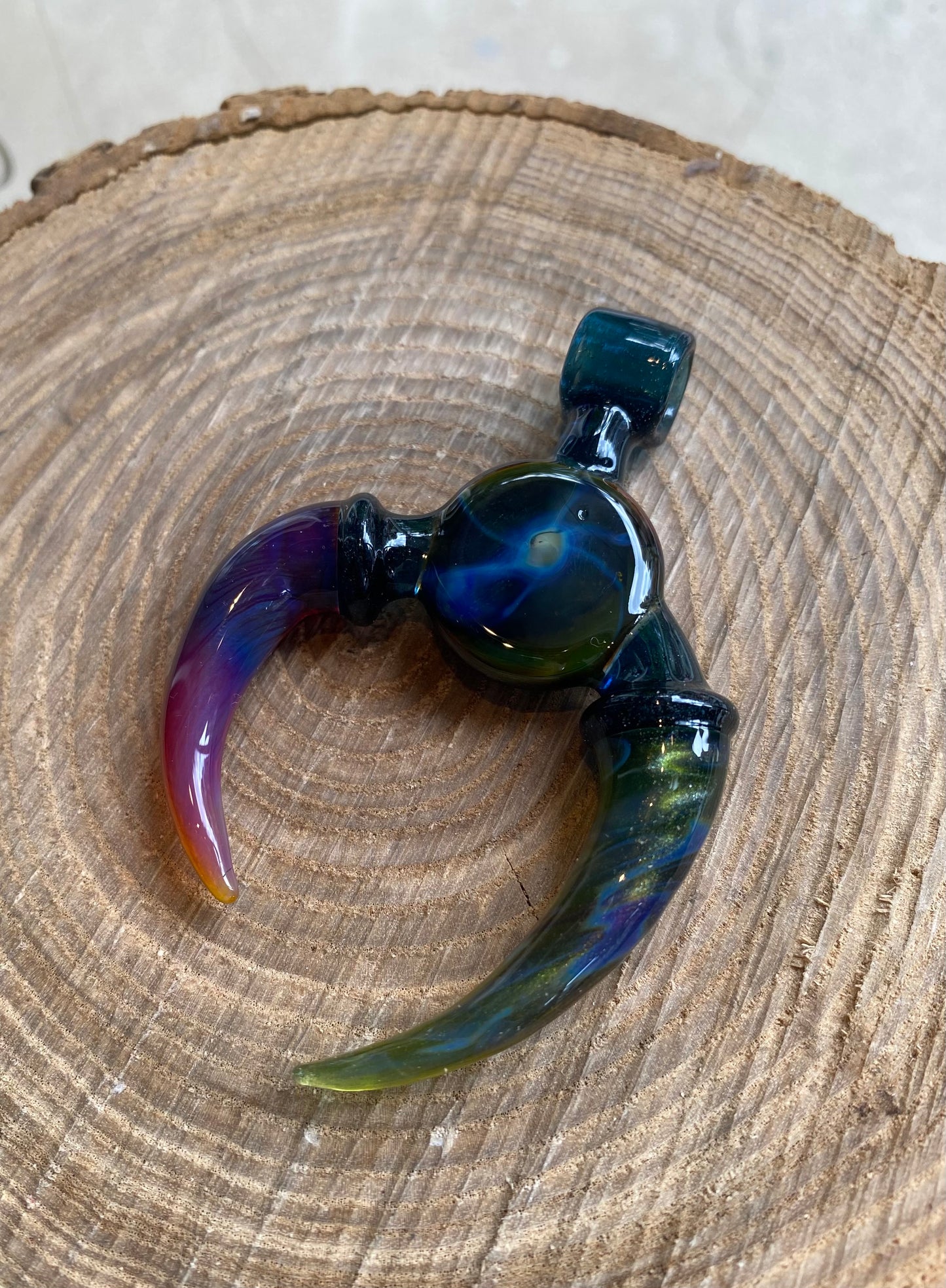 Foci Pendant - TG16*