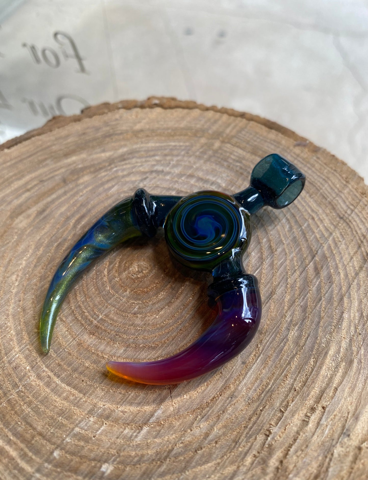 Foci Pendant - TG16*