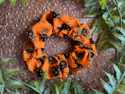 Black Cat / Orange Scrunchie #SS22 (1)*