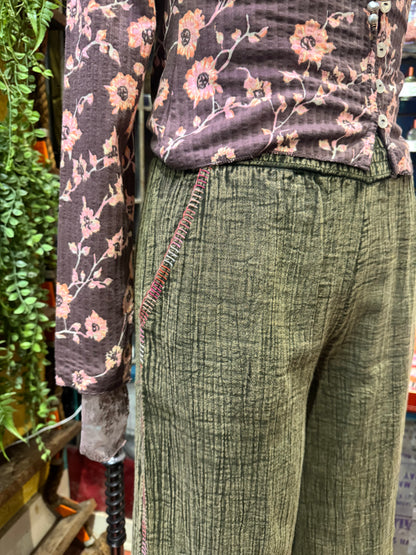 Floral Embroidered Wide Leg Crop Pants - Olive