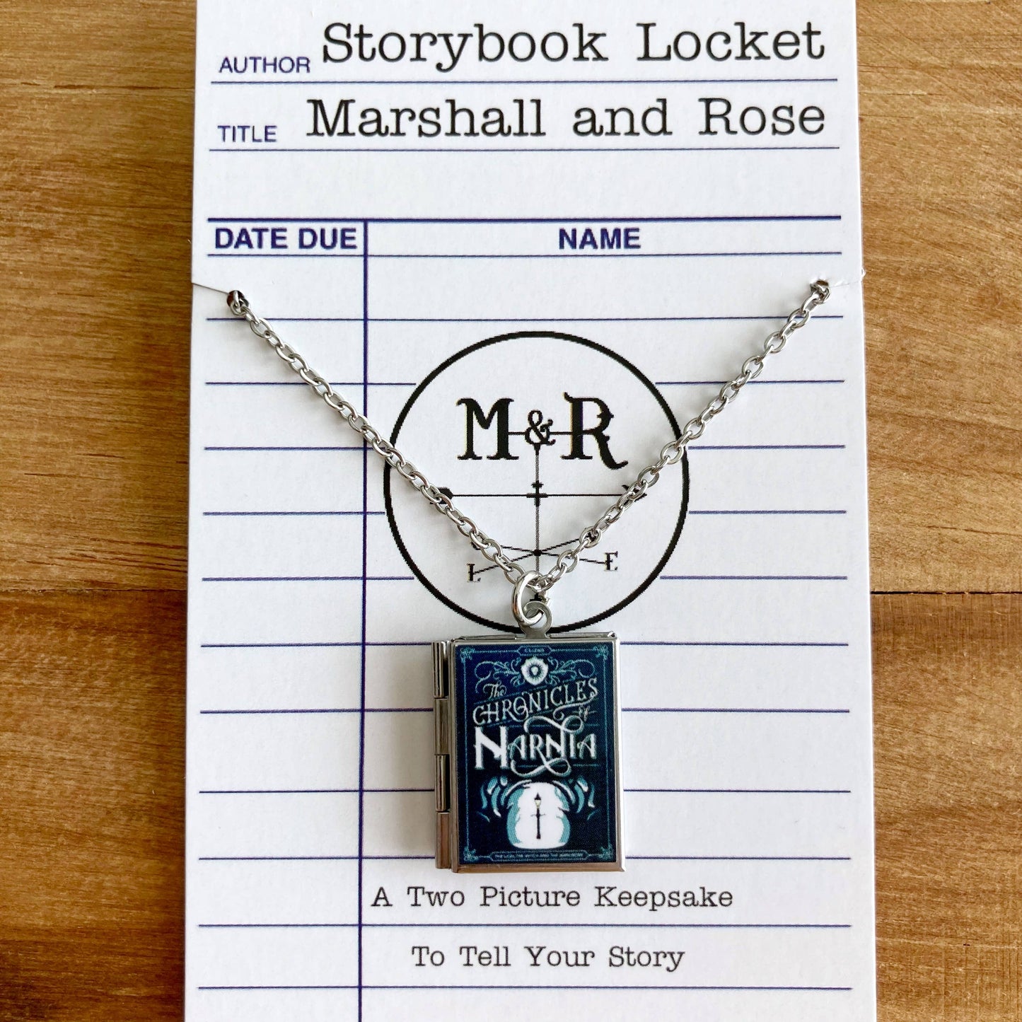 Book Locket Chronicles of Narnia - Lamp Post  - Stainless Steel