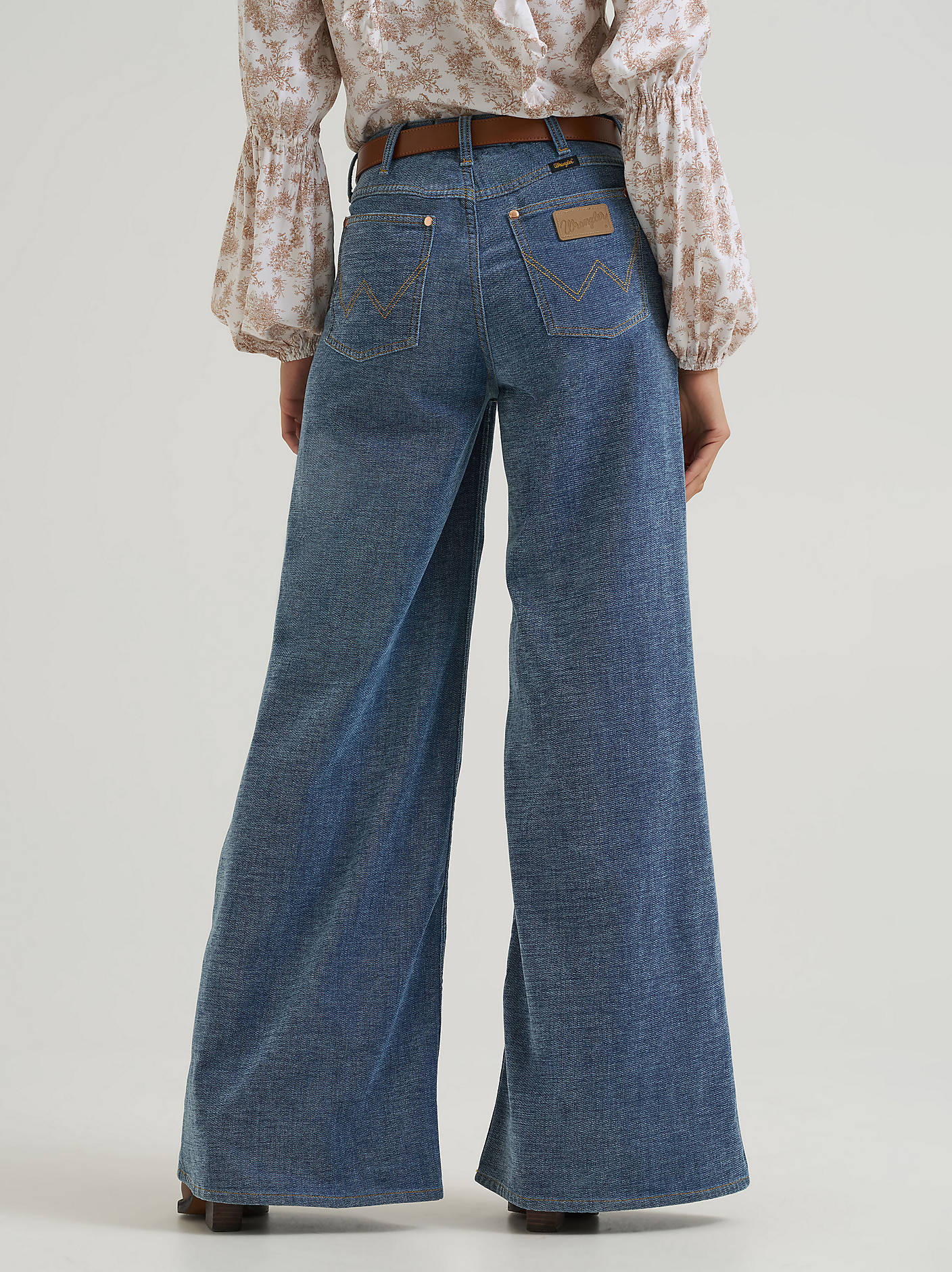 Wrangler Cheeky Wide Leg Chenille Jean