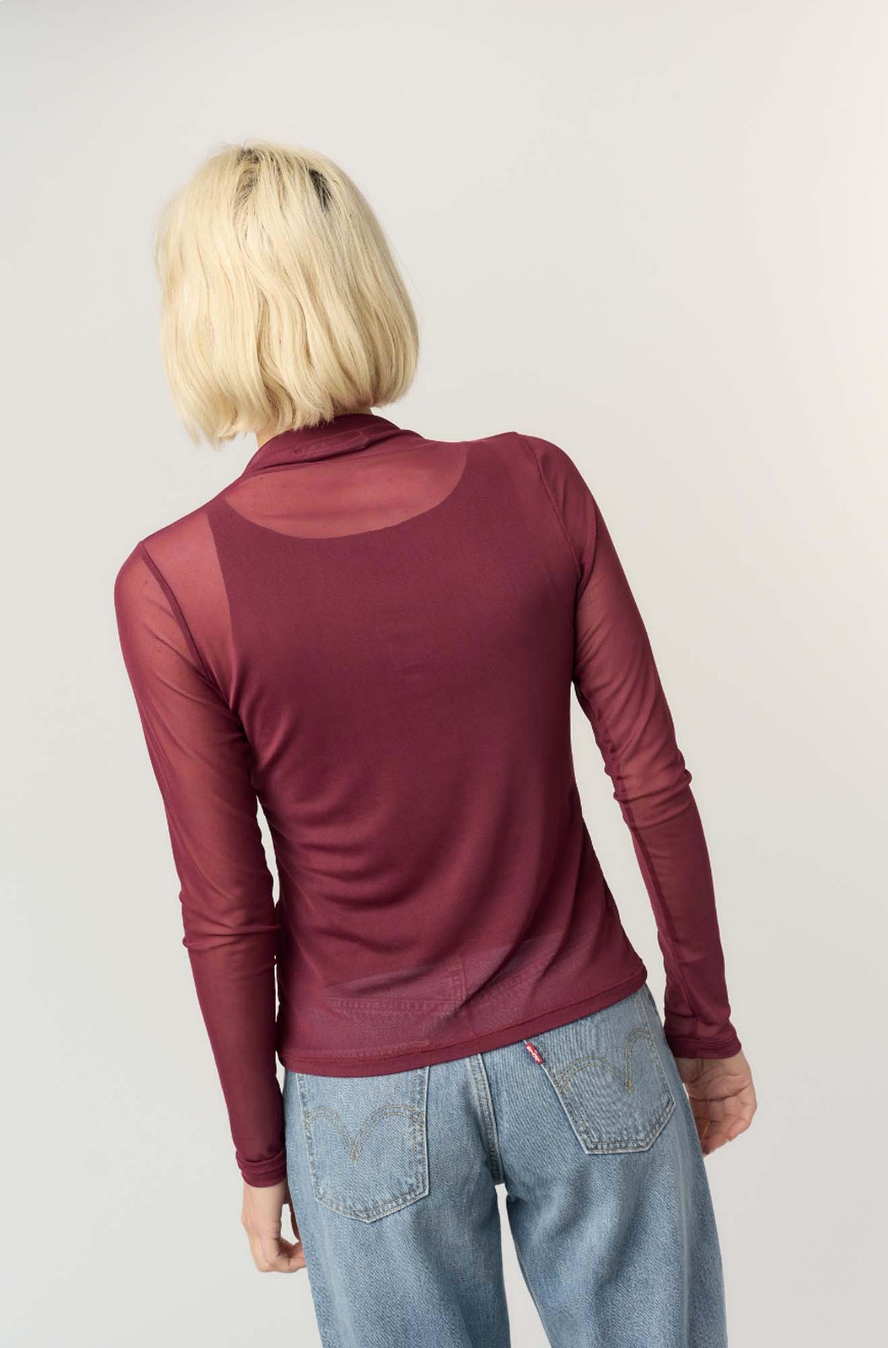 Tess Mesh Funnel Neck - Burgundy