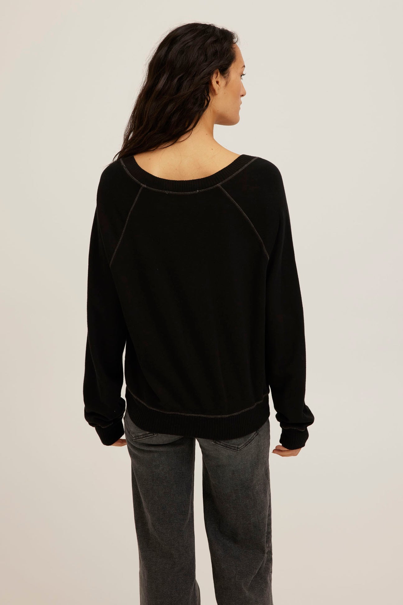 Cambridge Contrast Stitch Sweatshirt - Black