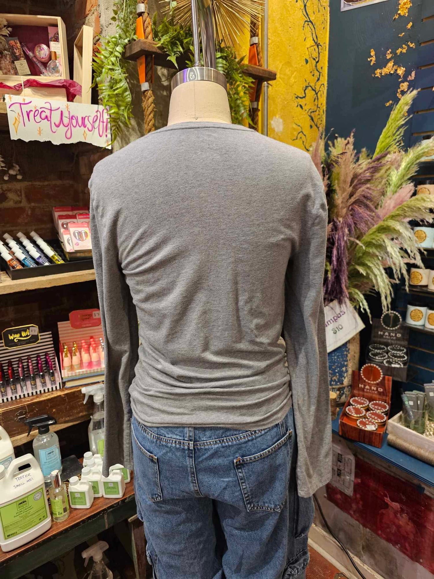 Car Longsleeve - Handpainted & Upcycled - IH4*