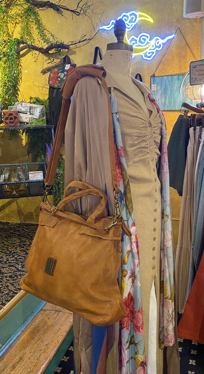 Large Leather Crossbody Bag - Camel