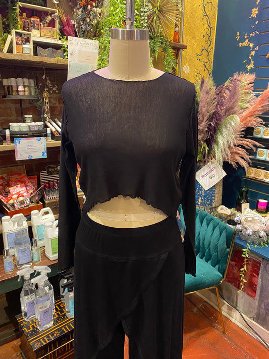 Tulle Curved Crop Top - Black
