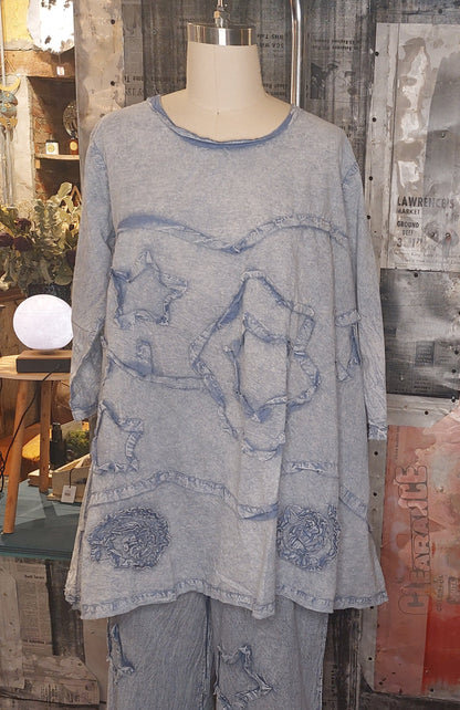 Tunic w/ Abstract Applique - Grey