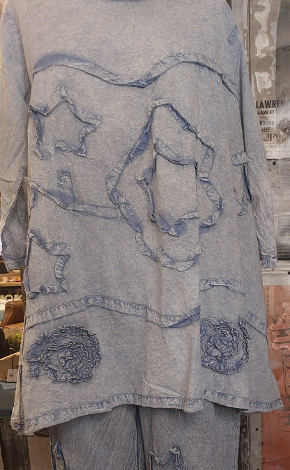 Tunic w/ Abstract Applique - Grey