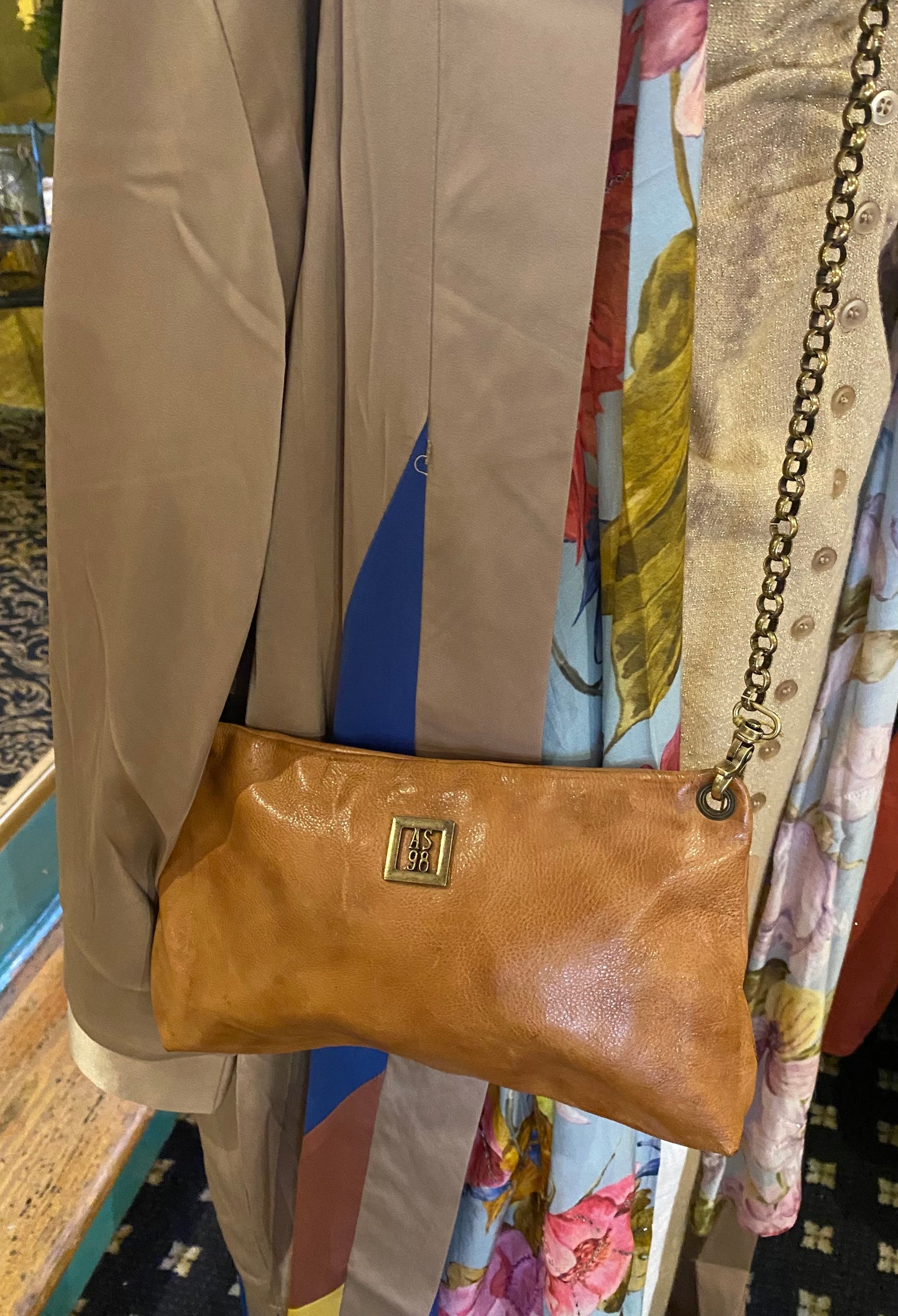 Chain Crossbody - Camel