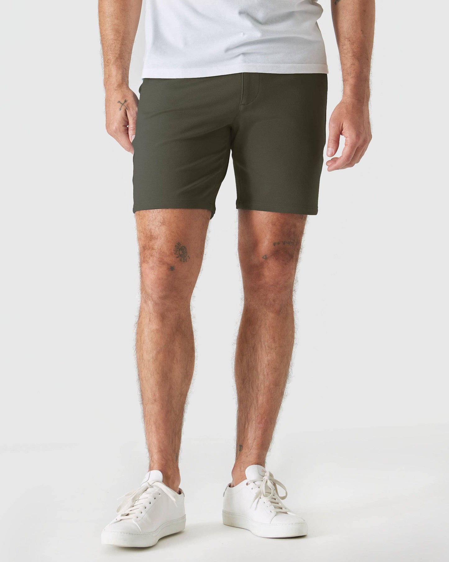 Comfort Chino Shorts 7" - Military Green