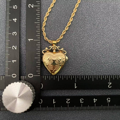 Openable Flowers Heart Locket Gold-plated Necklace