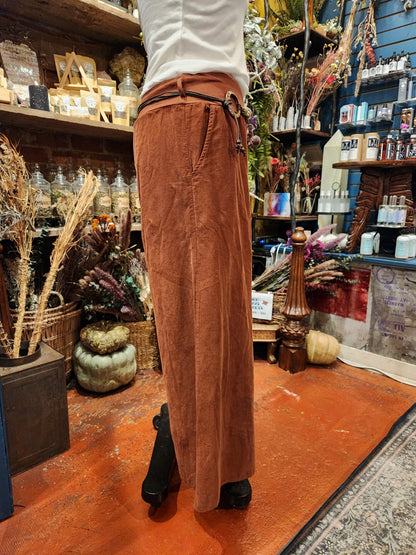 Saga Soft Waisted Belted Pant