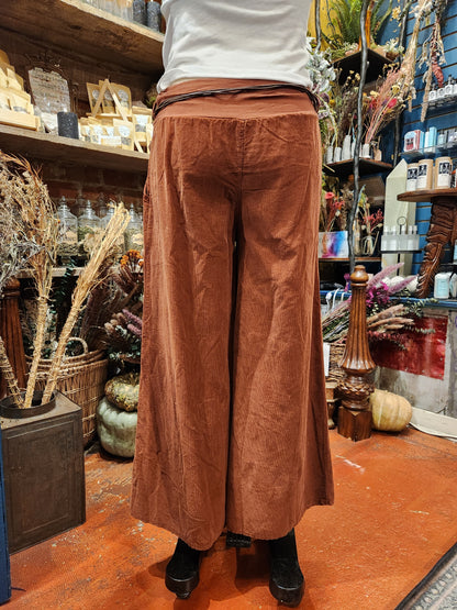 Saga Soft Waisted Belted Pant