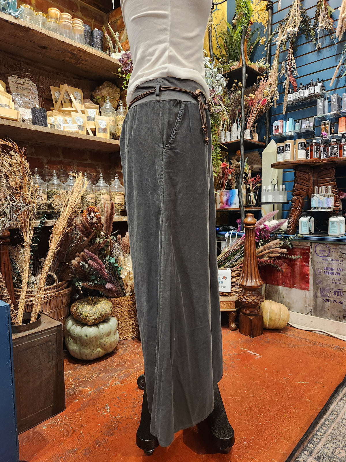 Saga Soft Waisted Belted Pant