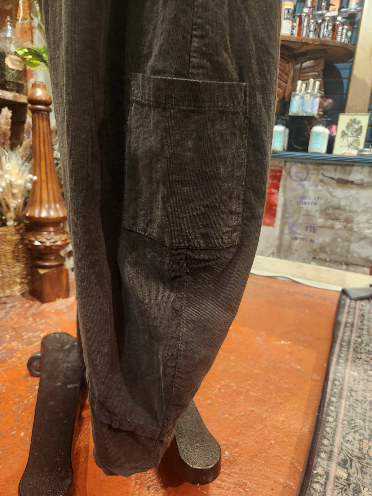 Saga Corduroy Pocket Pant