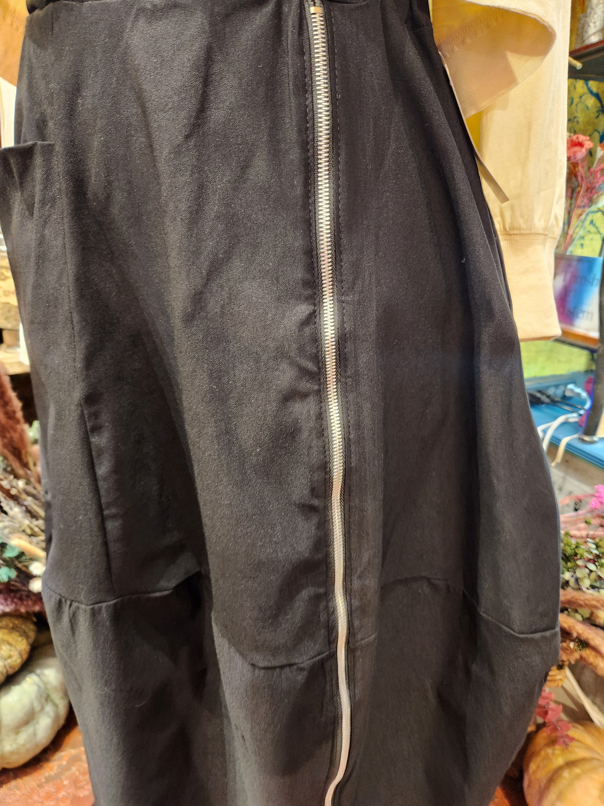 Zip Accent Bubble Skirt