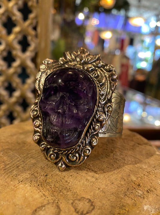 Amethyst Skull Cuff Bracelet (1)