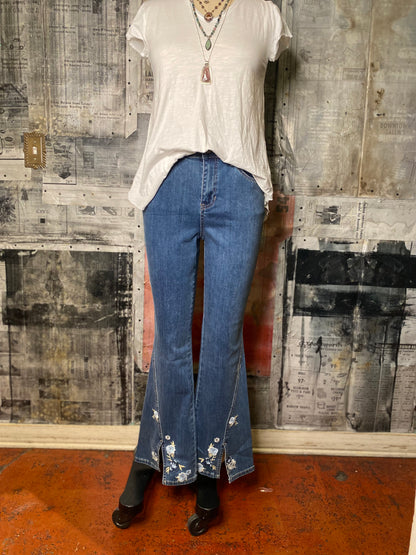 Embroidered Front Slit Pants