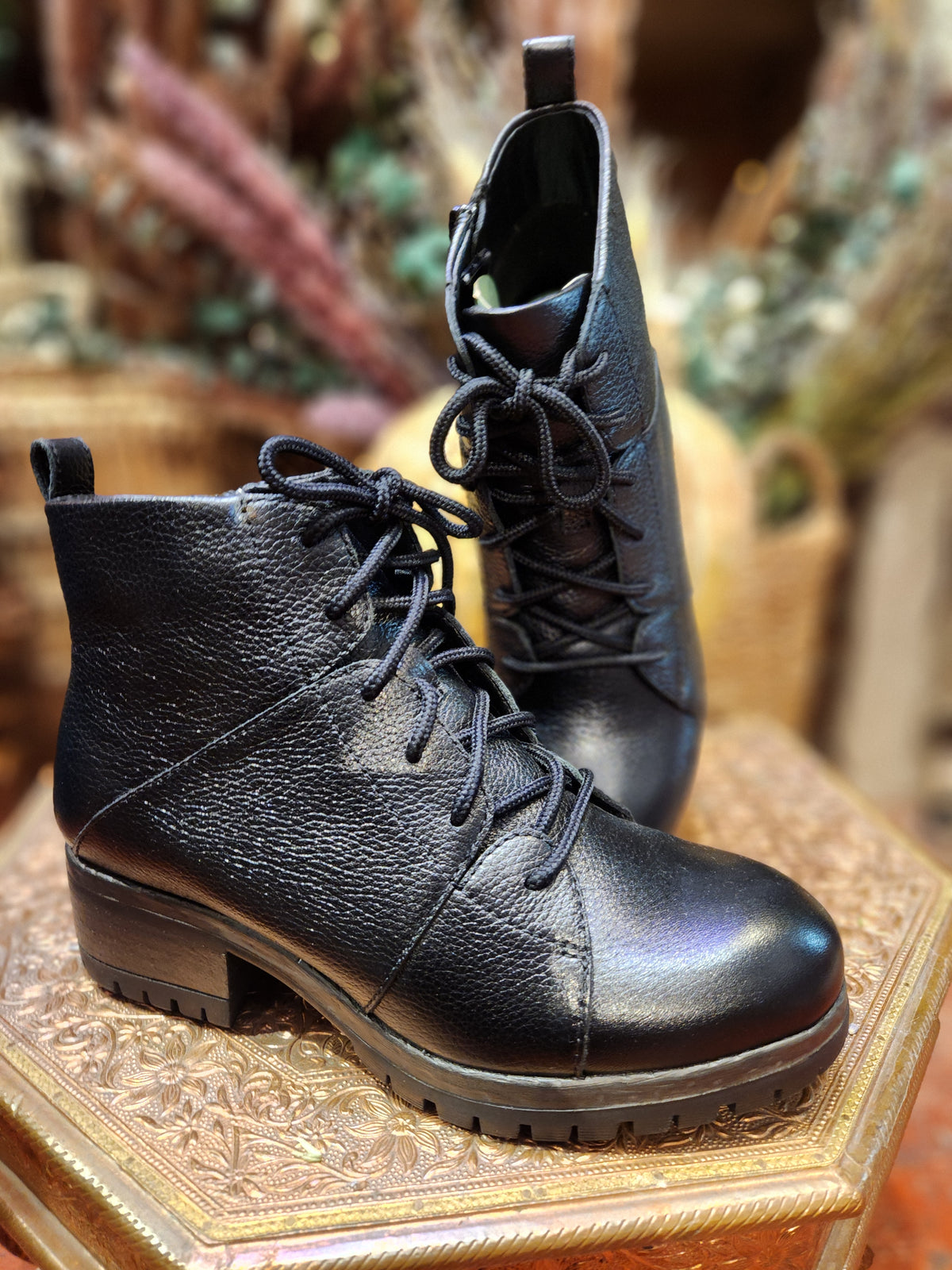 Cis Boot- Black Pebble
