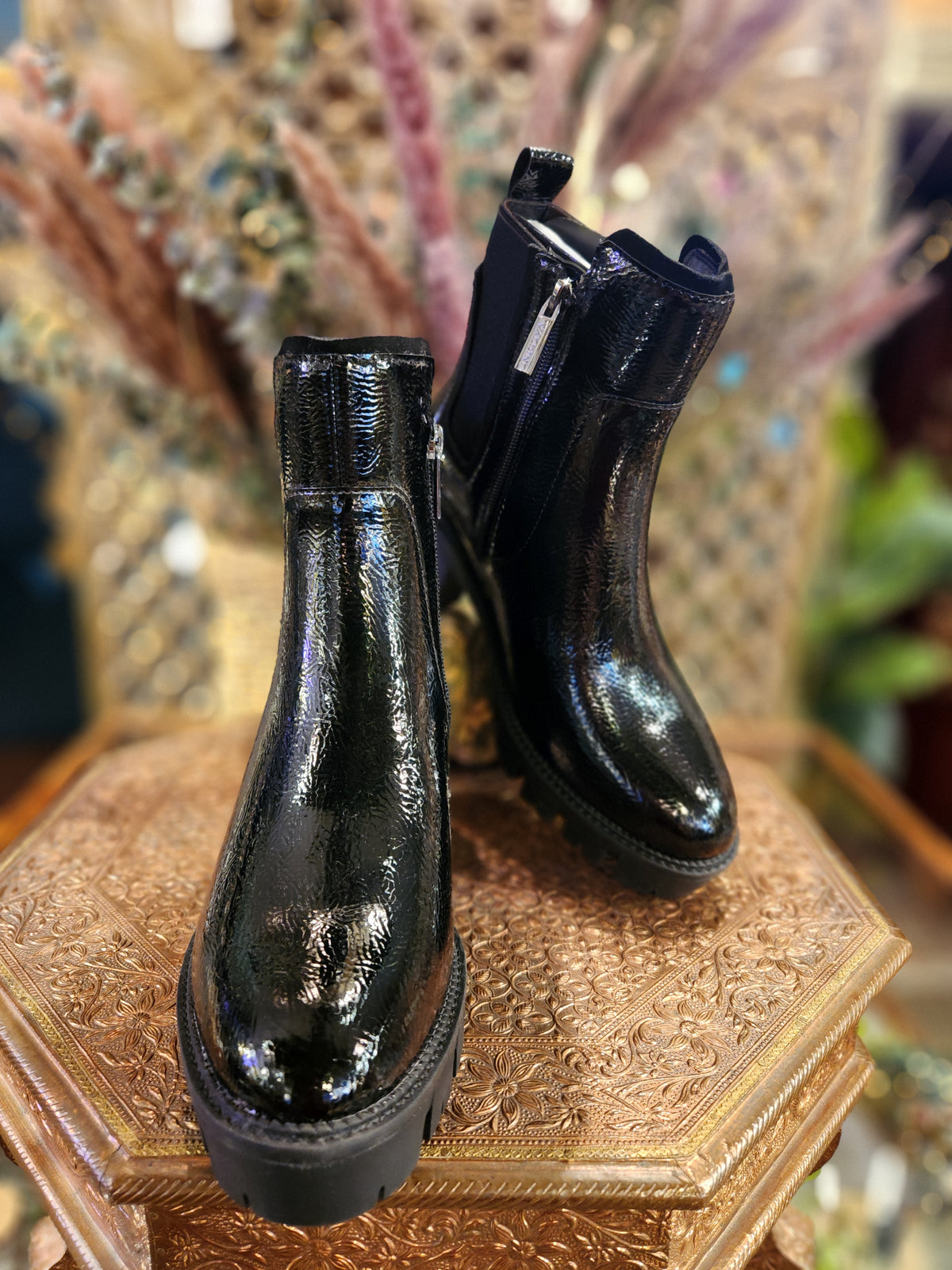 Hip Crinkle Chelsea Boot