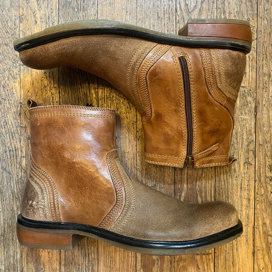 Tan Crestone Boot - La De Da