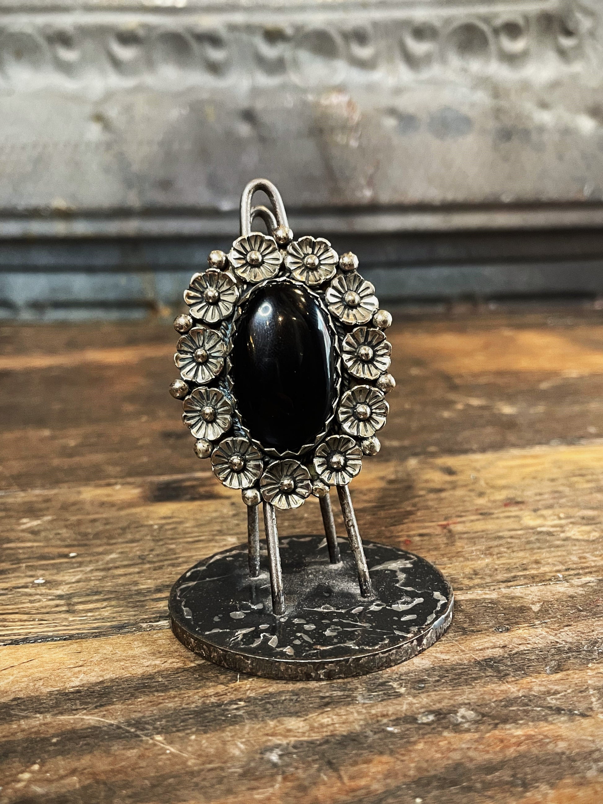 Floral Onyx OOAK Ring - La De Da