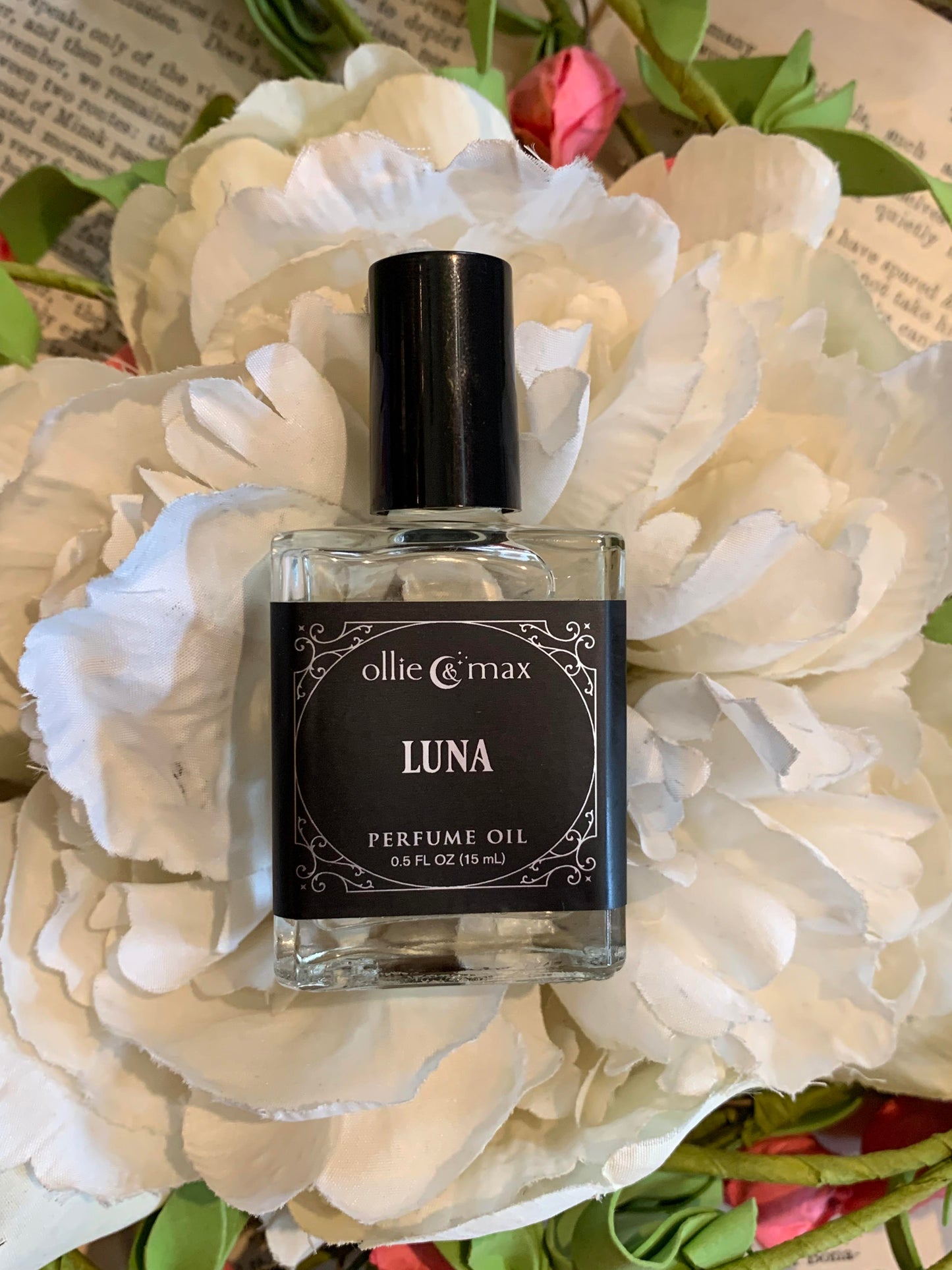 Luna Perfume Vegan Oil - La De Da