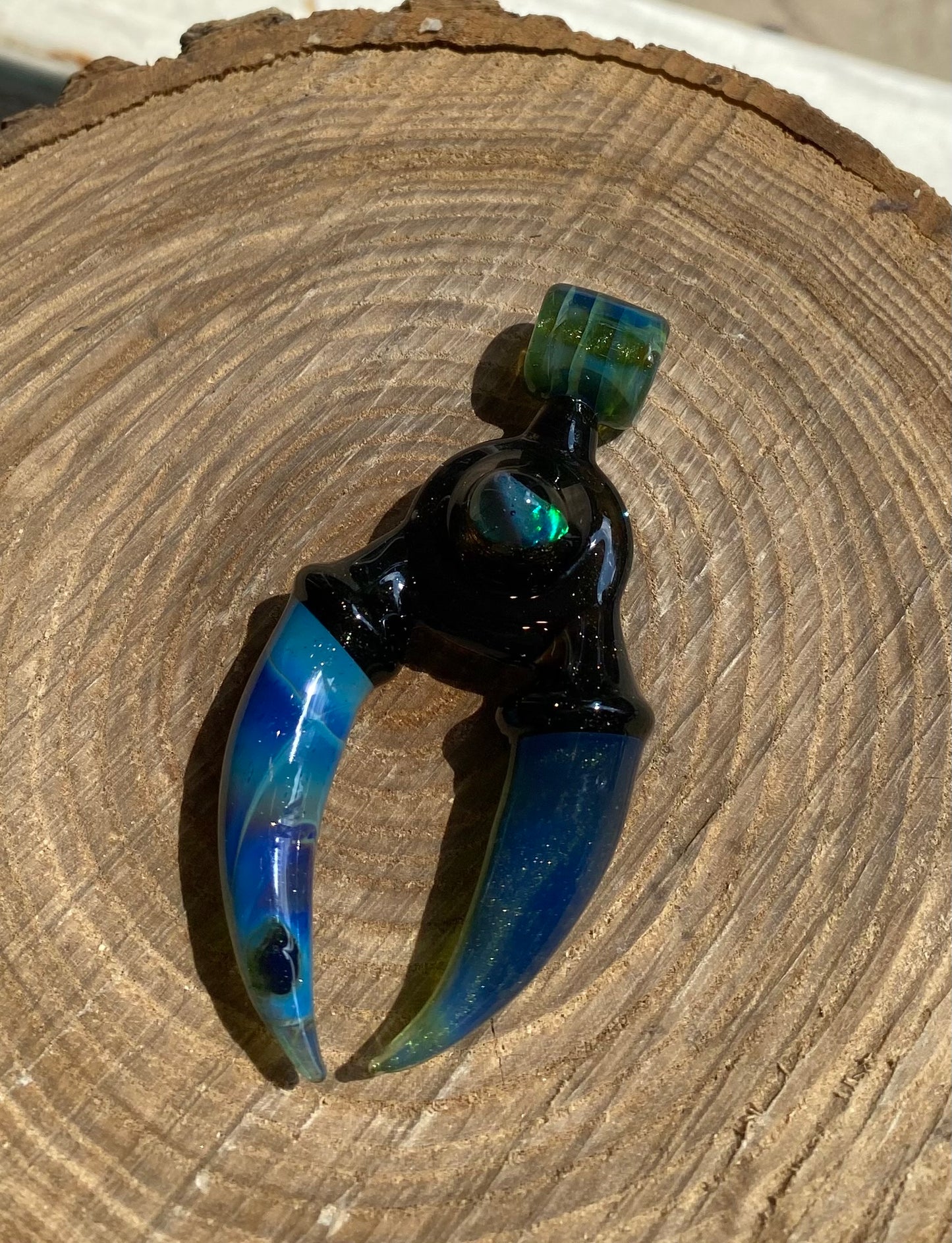 Foci Pendant - TG17*