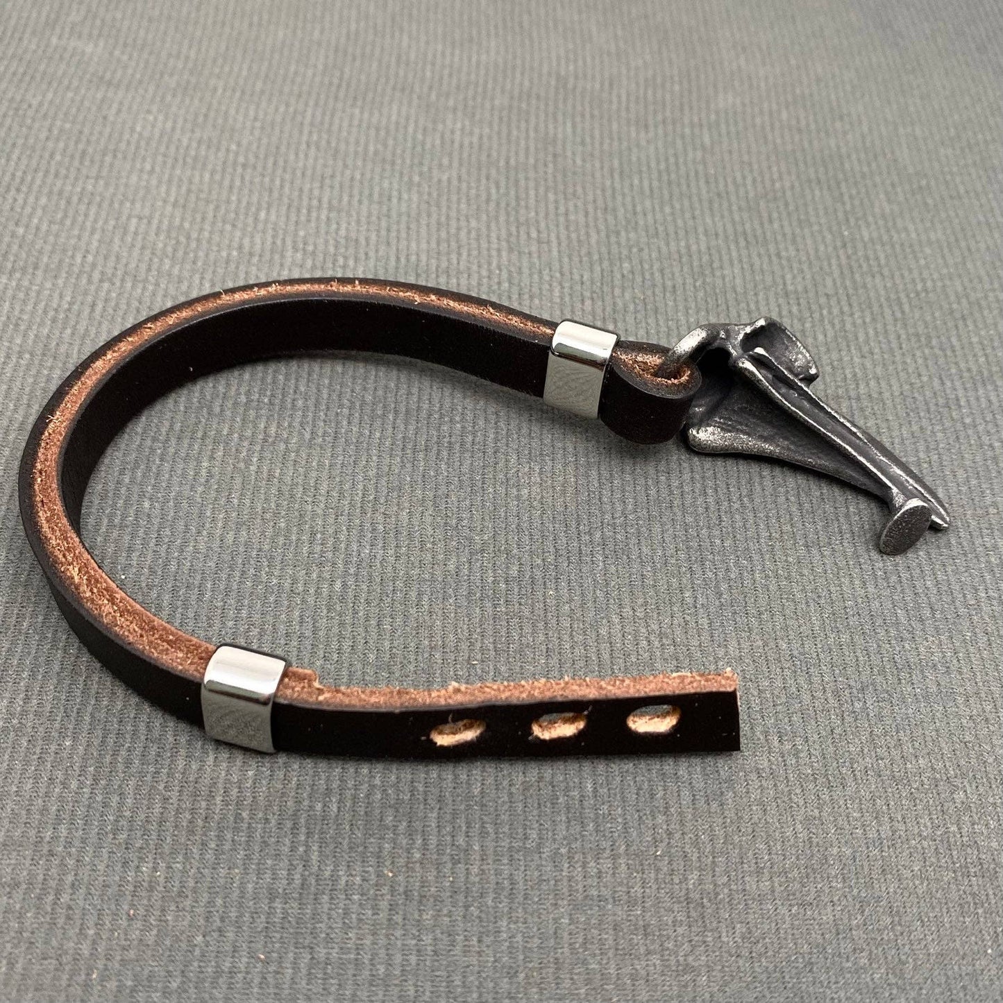 Stainless Steel Viking Crow Skull Head Cowhide Bracelet - MJ/BC