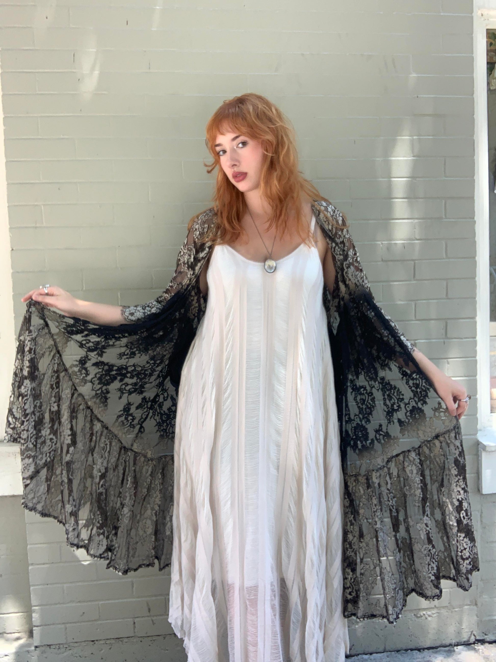 Black & Ivory Scalloped Lace Duster - La De Da