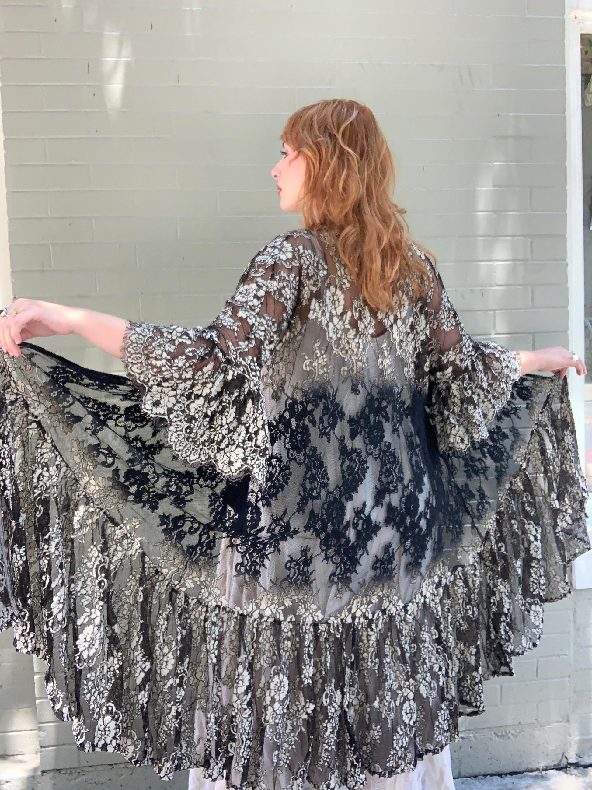 Black & Ivory Scalloped Lace Duster - La De Da
