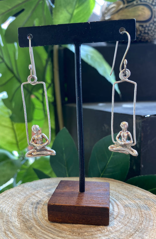 Fine Silver Yoga Ladies Earring *425E-7